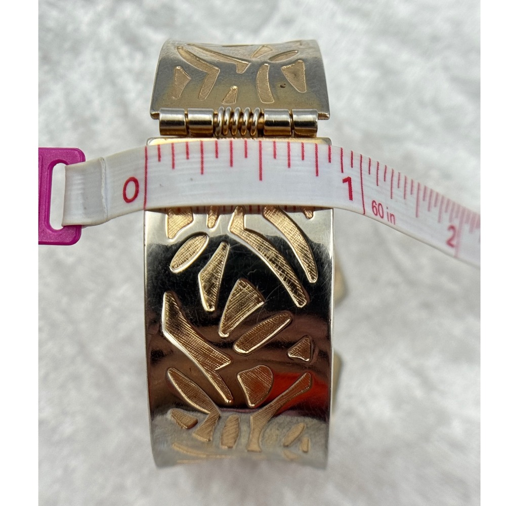 Sarah Coventry 1978 Gold Tone Congo Cuff Bracelet Wide Hinged Vintage Jewelry - Picture 7 of 9